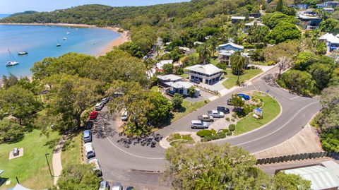 Sunset Cabins 1770 - Tourism Brisbane 12