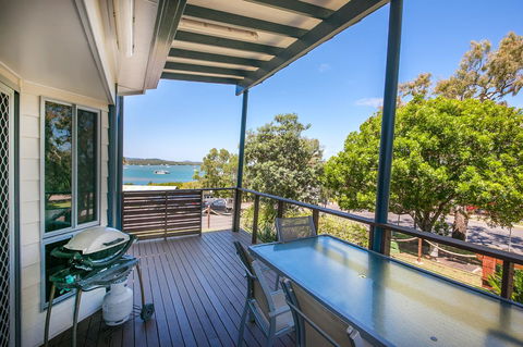 Sunset Cabins 1770 - Tourism Brisbane 2