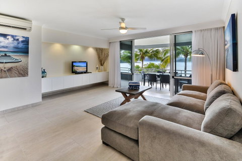 Frangipani 104 - Hamilton Island - Tourism Brisbane 1
