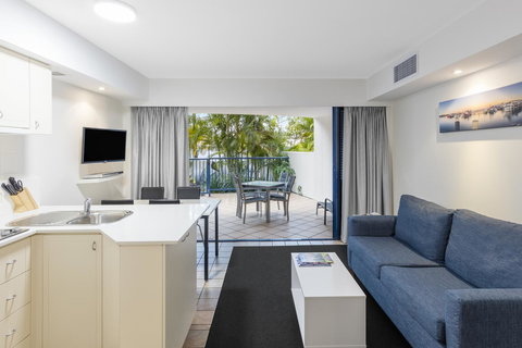 Ramada Resort By Wyndham Golden Beach - Tourism Brisbane 3