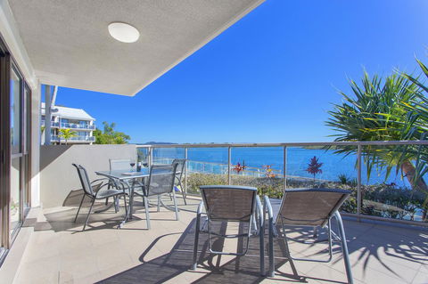 Noosa Shores Resort - Brisbane Tourism 12