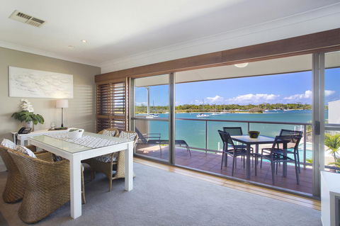 Noosa Shores Resort - Brisbane Tourism 22