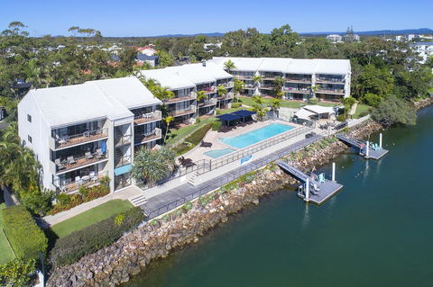 Noosa Shores Resort - Brisbane Tourism 14