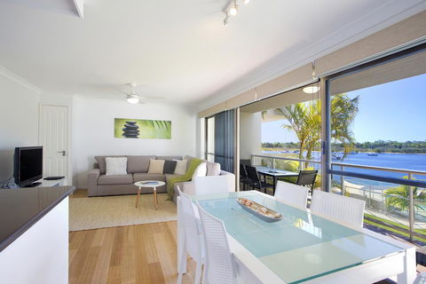 Noosa Shores Resort - Brisbane Tourism 6