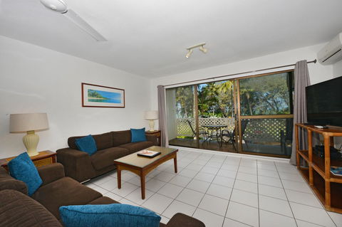 Seascape Holidays At Beachfront Terraces - Tourism Brisbane 4