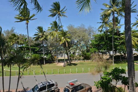 Seascape Holidays At Beachfront Terraces - Tourism Brisbane 27