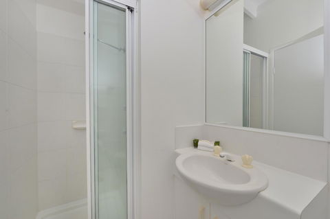 Seascape Holidays At Beachfront Terraces - Tourism Brisbane 7