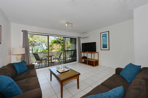 Seascape Holidays At Beachfront Terraces - Tourism Brisbane 3