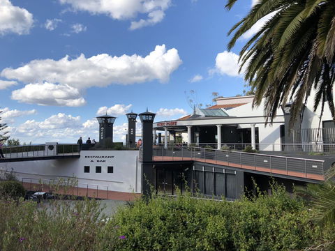 Picnic Point Villas - Tourism Brisbane 3