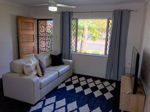 Picnic Point Villas - Tourism Brisbane 0