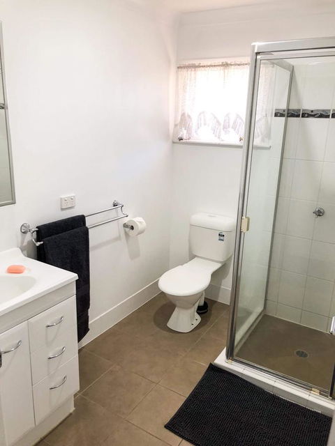 Picnic Point Villas - Tourism Brisbane 8