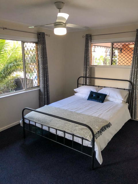 Picnic Point Villas - Tourism Brisbane 1