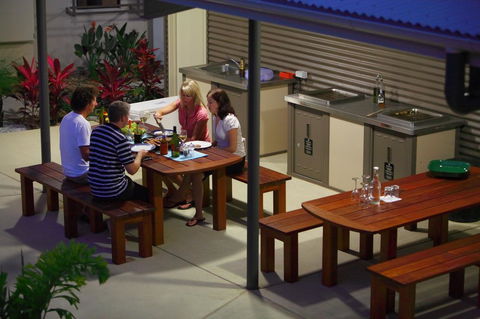 Agnes Water Beach Club - Tourism Brisbane 7