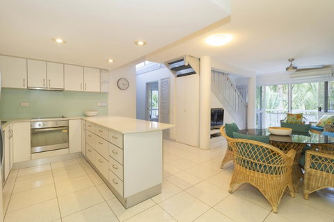 The White House Port Douglas - Tourism Brisbane 23