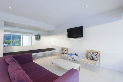Pool Resort Port Douglas - Brisbane Tourism 15