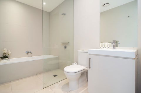 Pool Resort Port Douglas - Brisbane Tourism 29