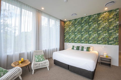 Pacific Hotel Cairns - Tourism Brisbane 0
