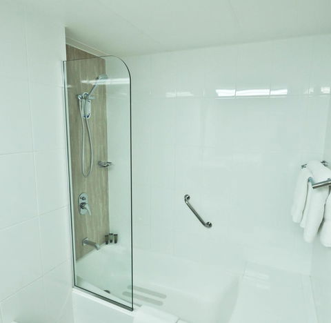 Pacific Hotel Cairns - Tourism Brisbane 36