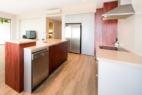 Whitsunday Reflections - Tourism Brisbane 7