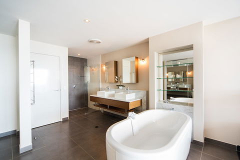 Whitsunday Reflections - Tourism Brisbane 16