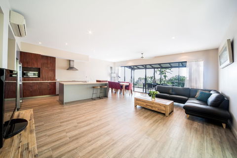 Whitsunday Reflections - Tourism Brisbane 10