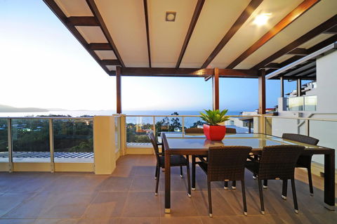 Whitsunday Reflections - Tourism Brisbane 31