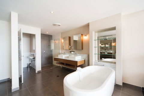 Whitsunday Reflections - Tourism Brisbane 17