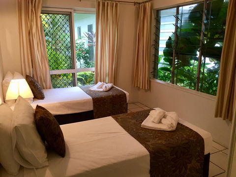 The Port Douglas Queenslander - Tourism Brisbane 2