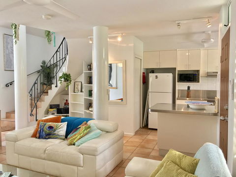 [ ANDY'S BEACH HOUSE ] - Tourism Brisbane 35
