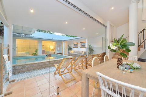 [ ANDY'S BEACH HOUSE ] - Tourism Brisbane 5