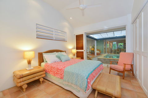 [ ANDY'S BEACH HOUSE ] - Tourism Brisbane 25