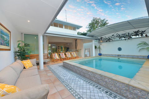 [ ANDY'S BEACH HOUSE ] - Tourism Brisbane 17