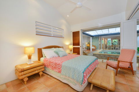 [ ANDY'S BEACH HOUSE ] - Tourism Brisbane 24