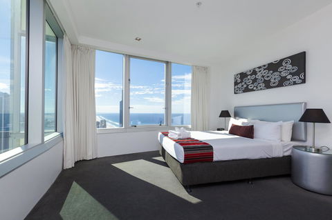 Q1 Resort & Spa - Official - Tourism Brisbane 25