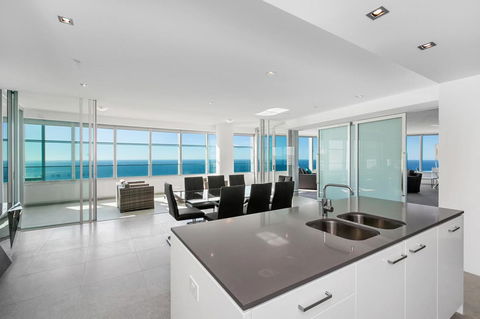 Q1 Resort & Spa - Official - Tourism Brisbane 29