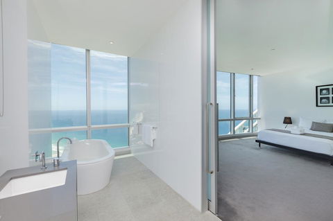 Q1 Resort & Spa - Official - Tourism Brisbane 12