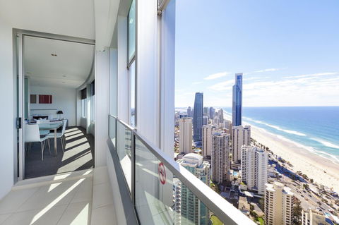 Q1 Resort & Spa - Official - Tourism Brisbane 5