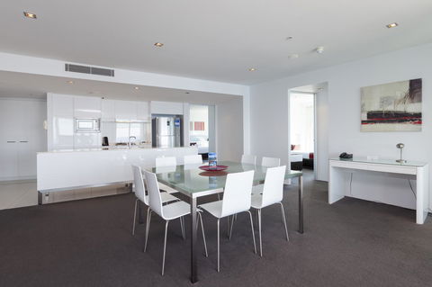 Q1 Resort & Spa - Official - Tourism Brisbane 36