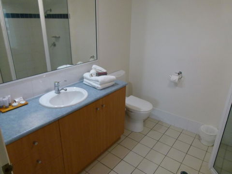 Madison Ocean Breeze Apartments - Brisbane Tourism 32