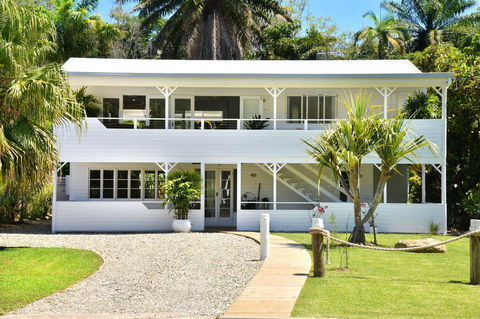 Jamaica Beach House - Tourism Brisbane 16