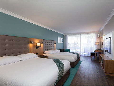 Sea World Resort - Tourism Brisbane 1