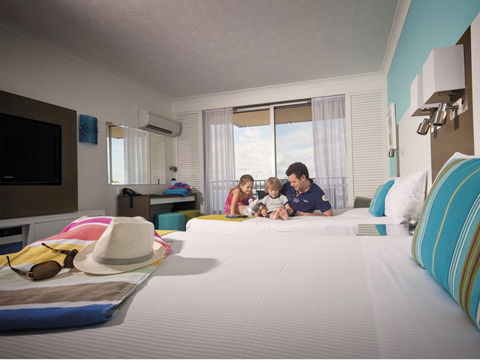 Sea World Resort - Tourism Brisbane 3