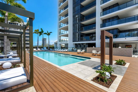 Qube Broadbeach - Brisbane Tourism 0