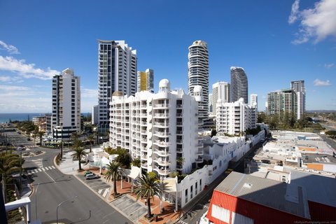Qube Broadbeach - Brisbane Tourism 10