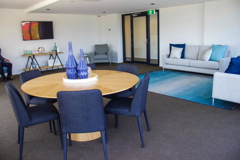 Synergy Broadbeach - Official - Brisbane Tourism 12