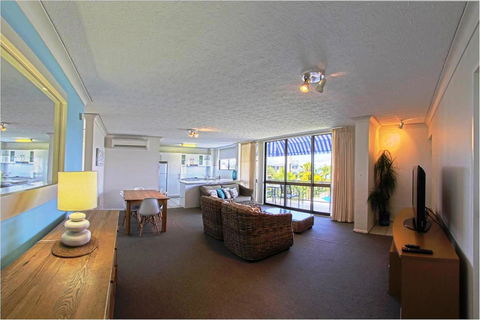 Headland Tropicana Resort - Tourism Brisbane 32