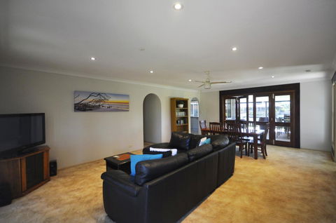 Bribie Island Canal Holiday Destination! - Tourism Brisbane 3