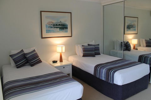 Argosy On The Beach - Tourism Brisbane 10