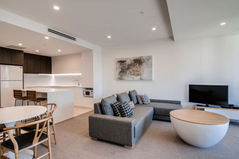 Iconic Kirra Beach Resort - Tourism Brisbane 4