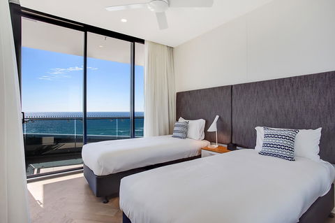 Iconic Kirra Beach Resort - Tourism Brisbane 28